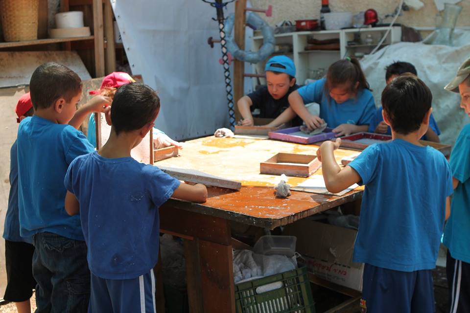 The Solar Garden paper making workshop